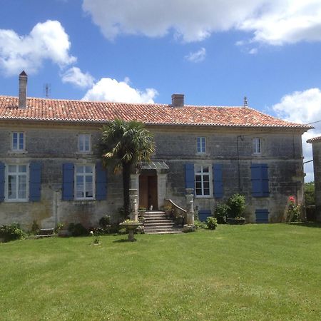 Le Moulin A Vent Bertric-Burée Exterior foto